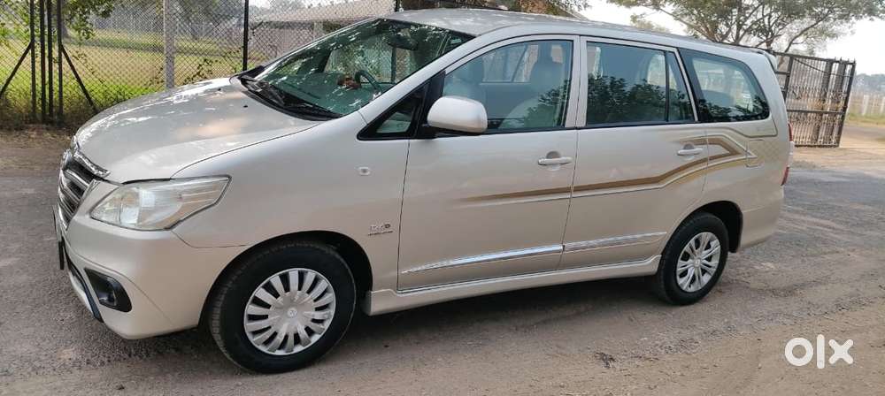 Toyota Innova 2.5 G (diesel) 7 Seater Bs Iv, 2012, Diesel