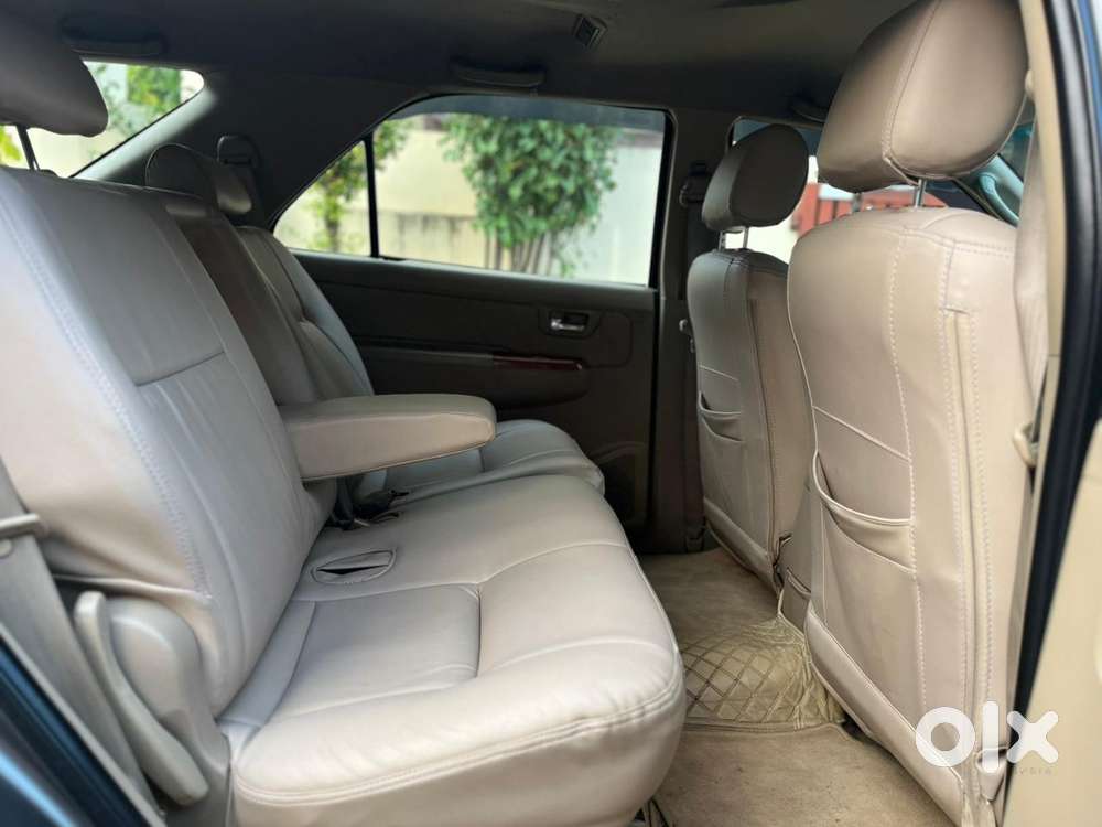 Toyota Fortuner, 2010, Diesel