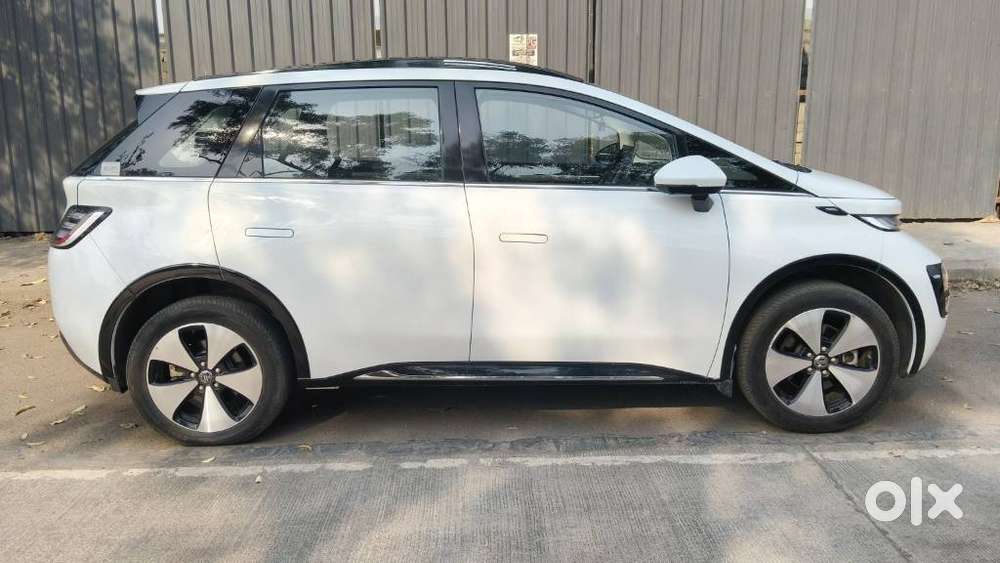 Mg Windsor Ev Essence, 2024, Electric