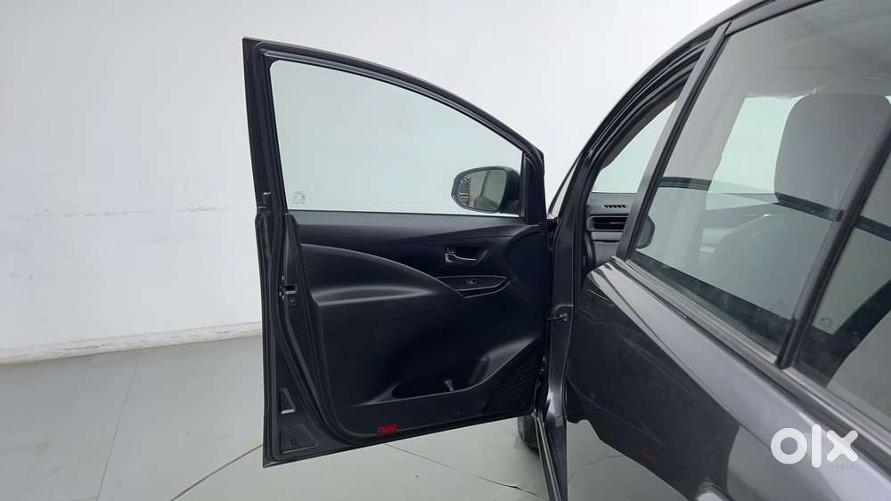Toyota Innova Crysta [2020-ongoing] 2.7 Gx At 7 Str, 2017, Petrol