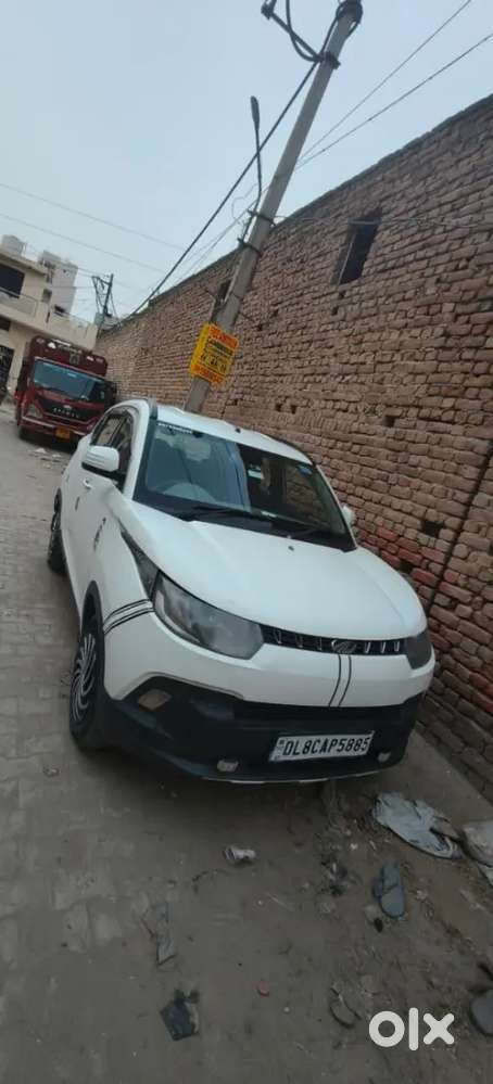  Mahindra Kuv100 (2017) – Petrol + Cng  Well Maintained