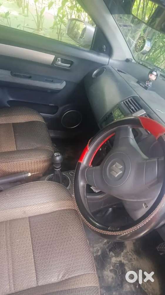 Maruti Suzuki Dzire 2013