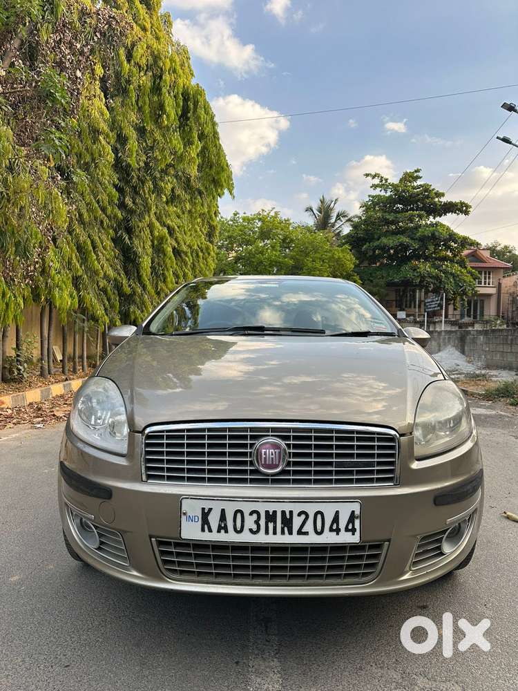 Fiat Linea 2007-2013 Emotion Pack, 2010, Petrol