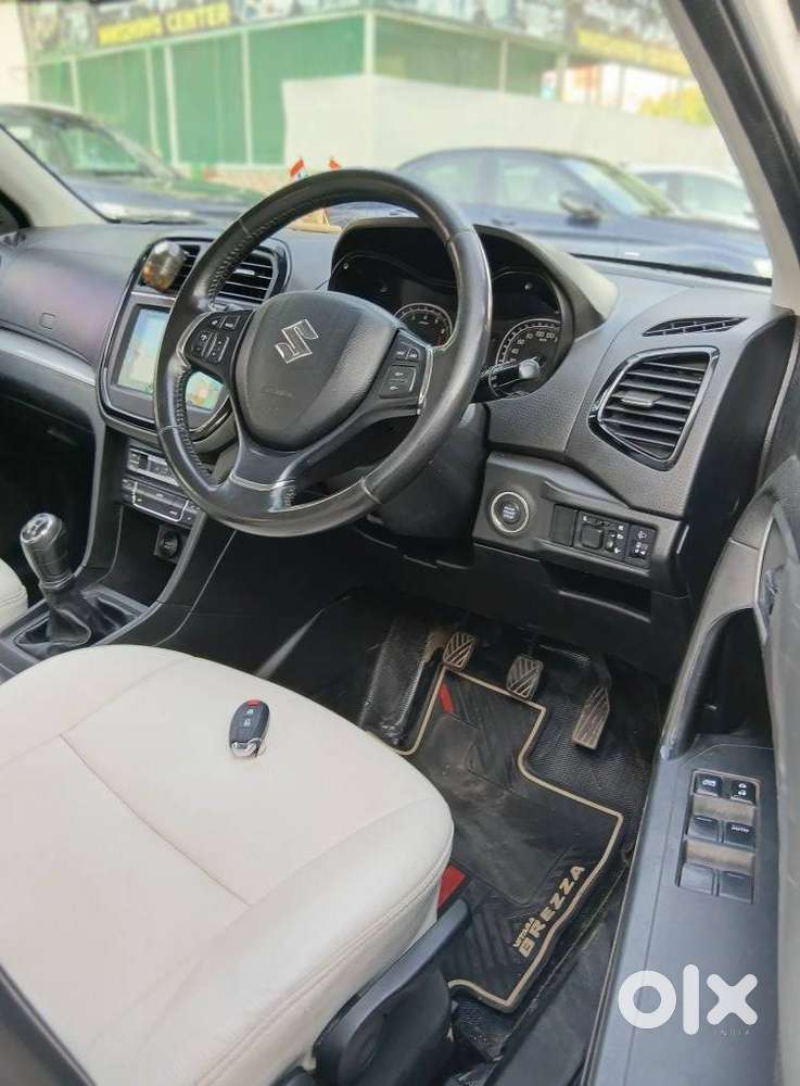 Maruti Suzuki Brezza Zxi Plus Smart Hybrid, 2020, Petrol