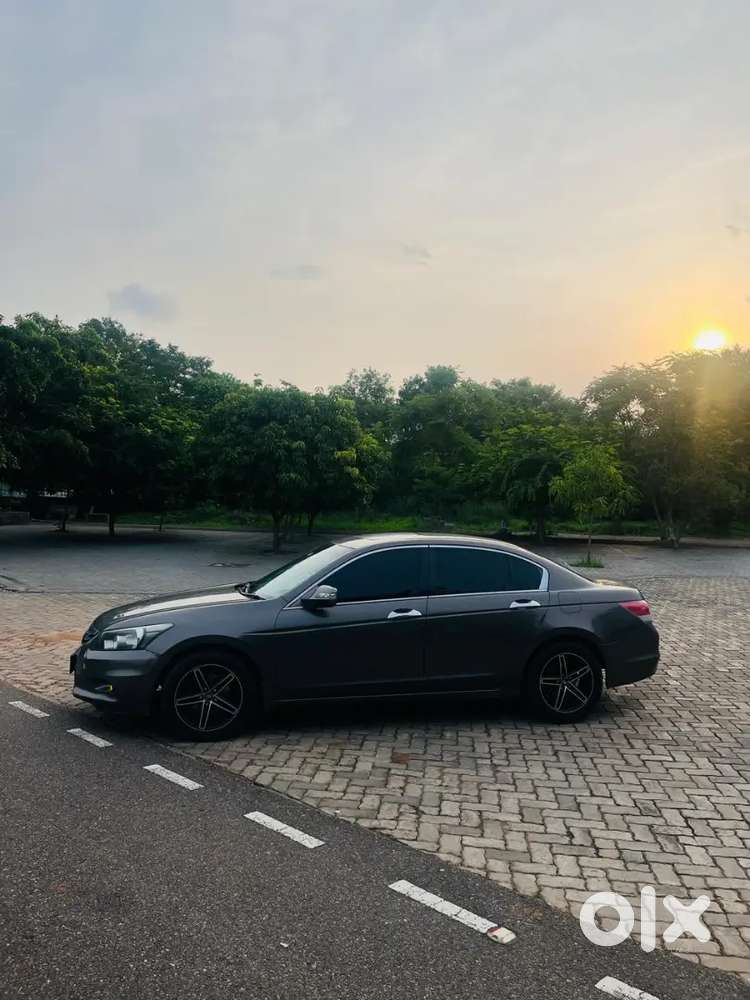 Honda Accord 2013 Petrol 93000 Km Driven
