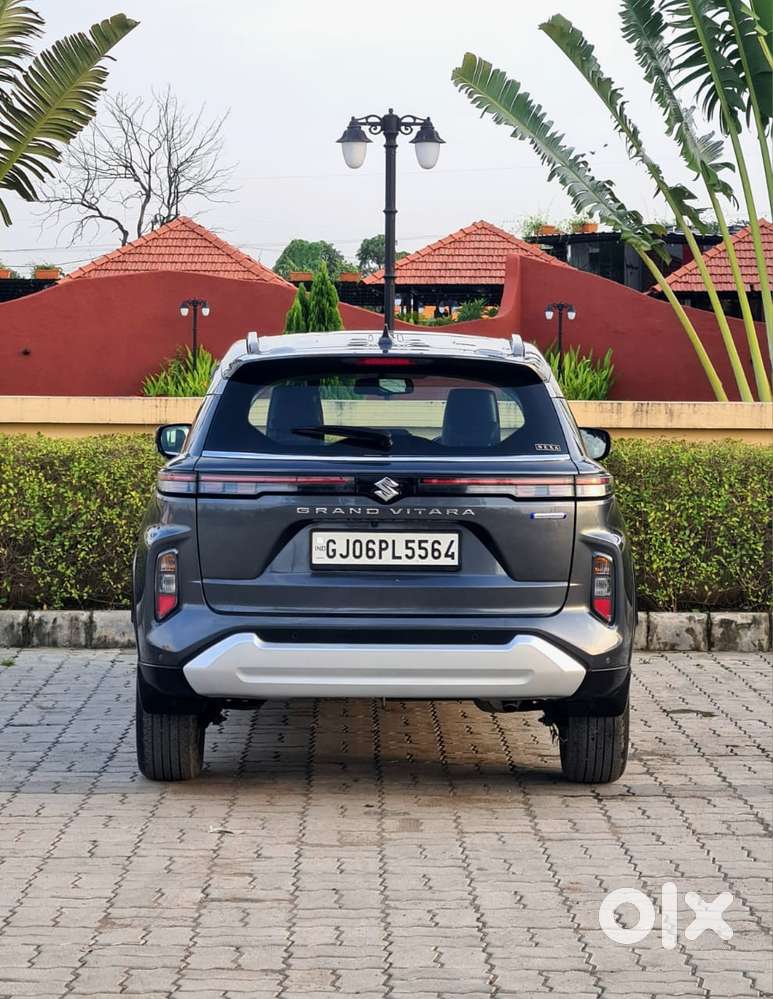 Maruti Suzuki Grand Vitara 1.5 Alpha Awd, 2023, Petrol