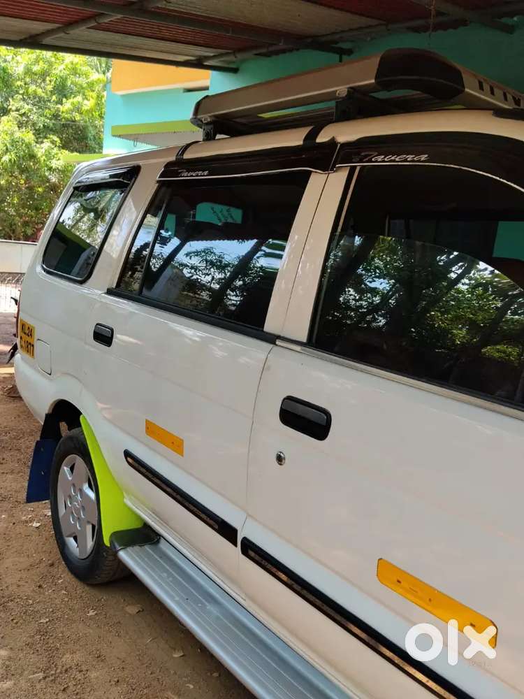 Chevrolet Tavera Neo 2010