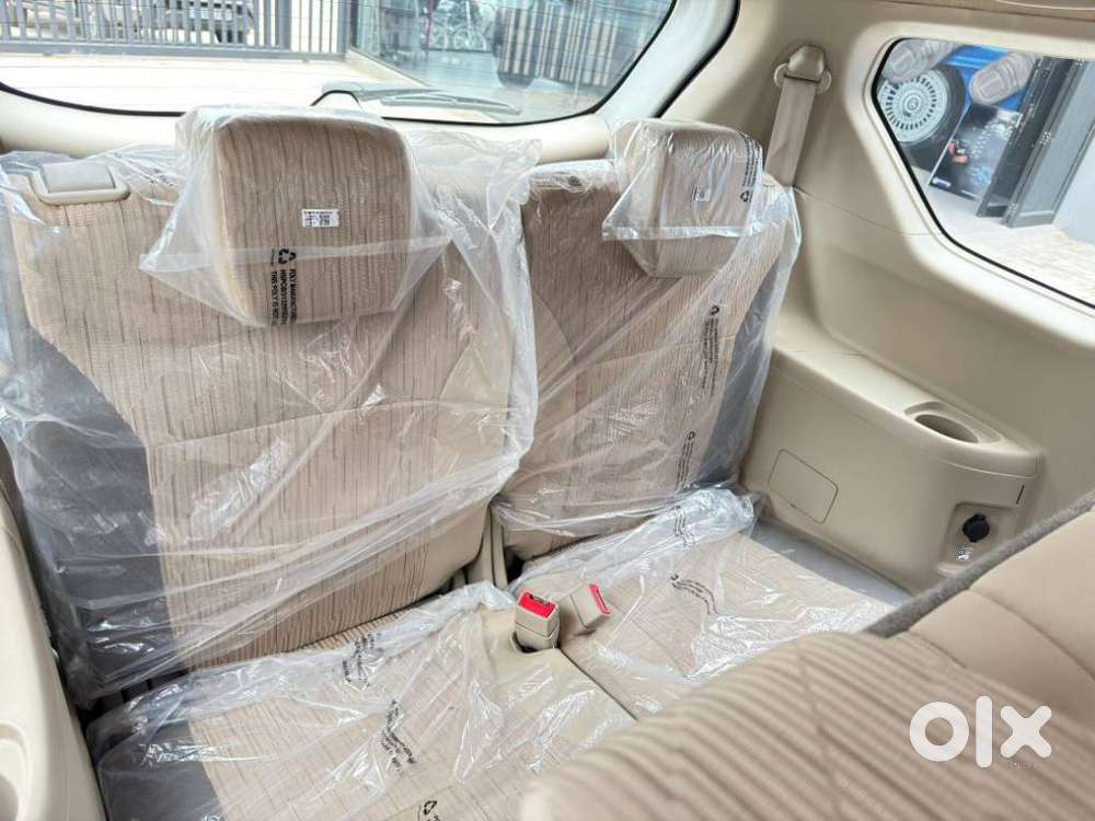 Toyota Rumion V At, 2023, Petrol
