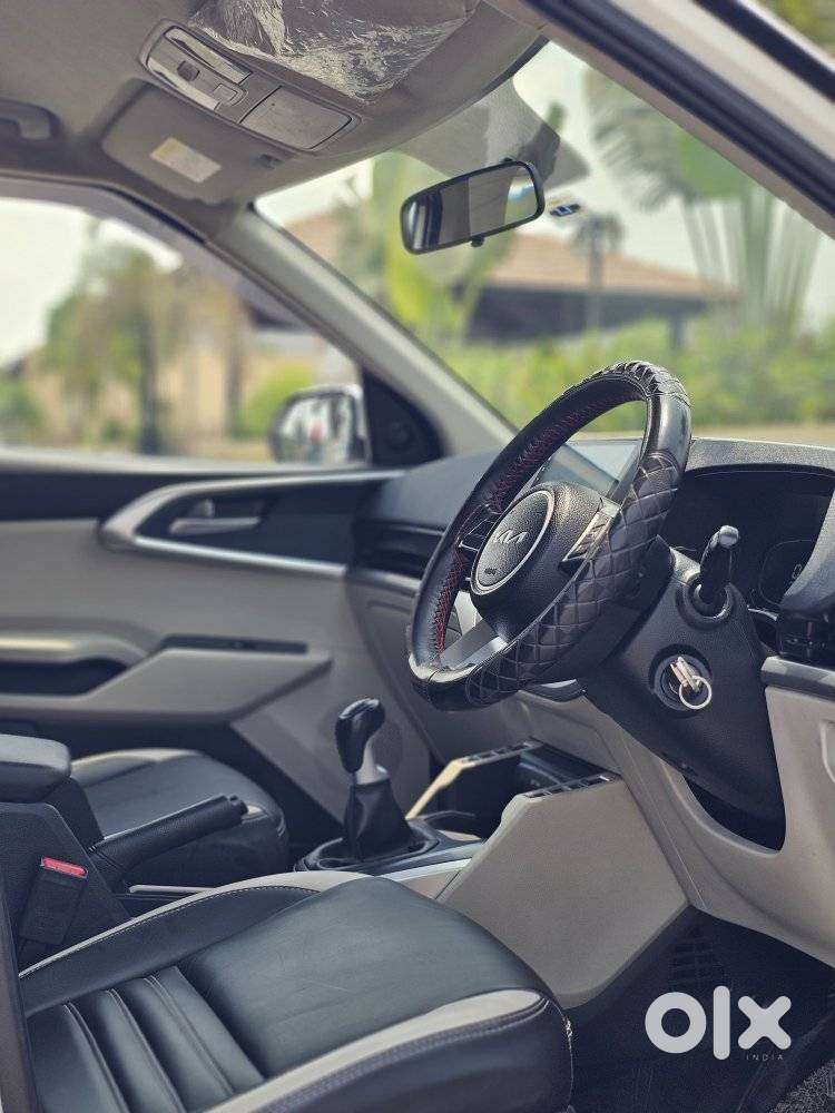 Kia Carens 1.4 Premium 7 Str, 2024, Petrol