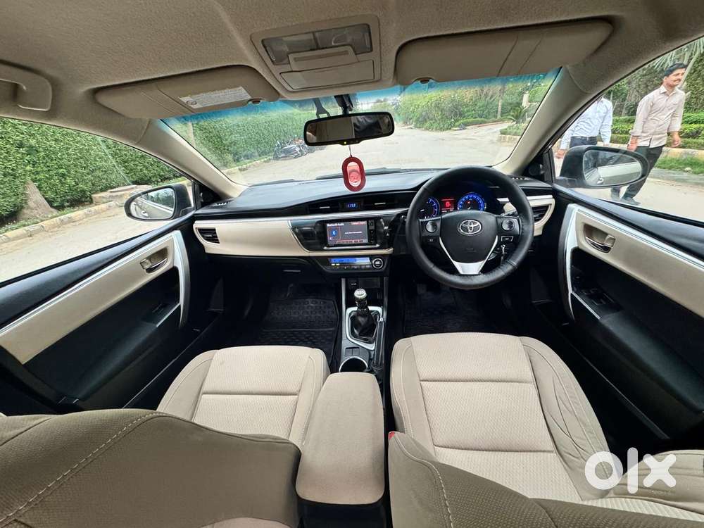 Toyota Corolla Altis 2010-2013 G, 2014, Petrol