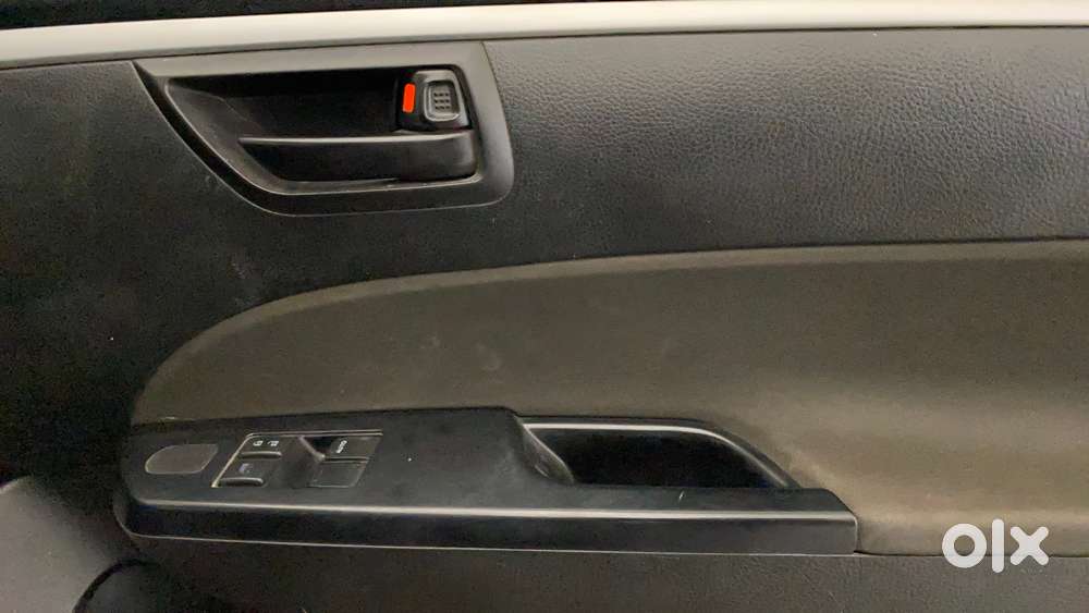 Maruti Suzuki Swift 1.2 Lxi (o), 2017, Petrol