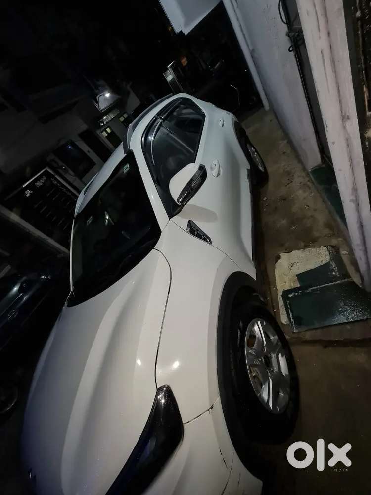 Kia Sonet Htk 1.2 Petrol Showroom Condition