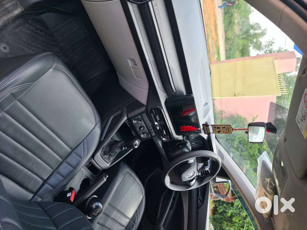 Skoda Kylaq 2025 Petrol 22000 Km Driven