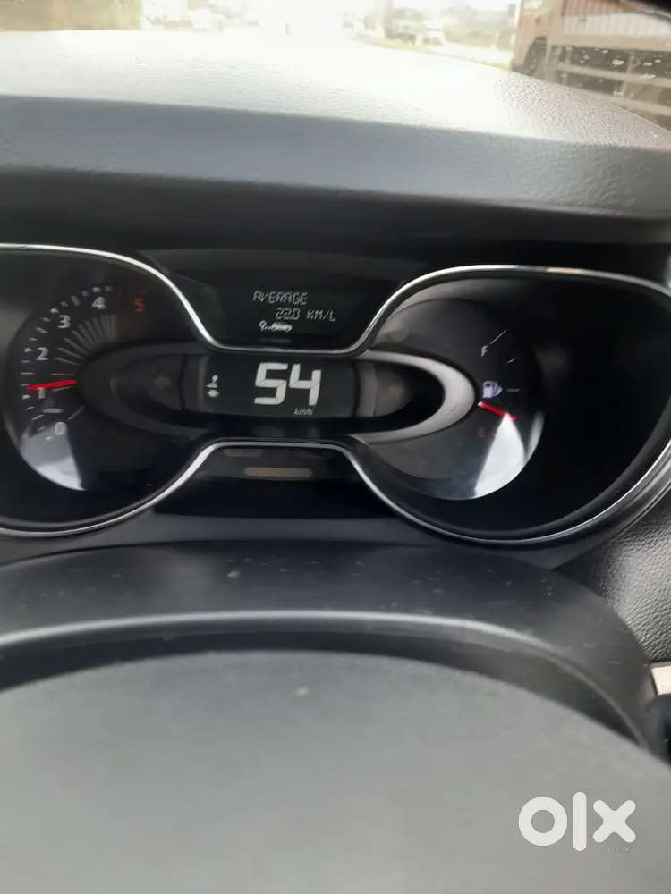 Renault Captur 2018 Diesel 74000 Km Driven