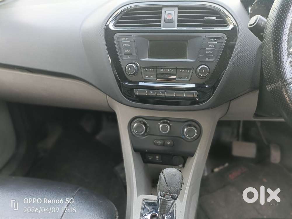 Tata Tiago 1.2 Revotron Xza, 2018, Petrol