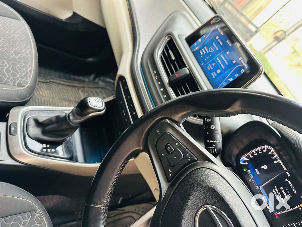 Tata Altroz 1.2 Xza Plus, 2022, Petrol