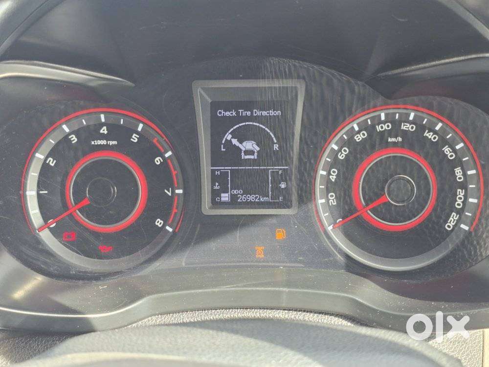 Mahindra Xuv300 W8 Option Dual Tone, 2023, Petrol