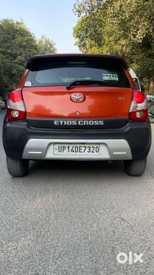 Toyota Etios Cross 1.2l G, 2017, Petrol