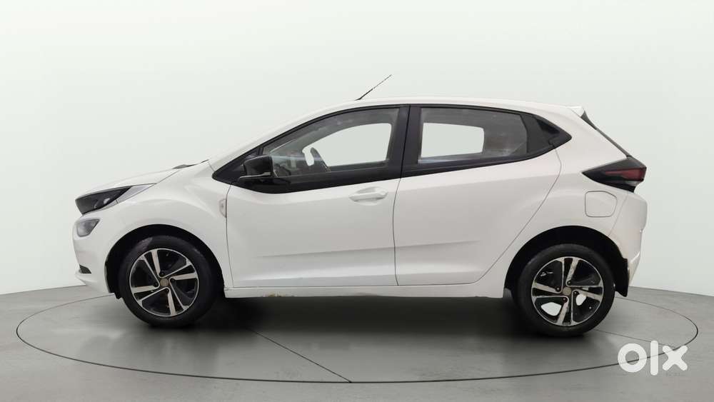Tata Altroz Xz, 2020, Petrol