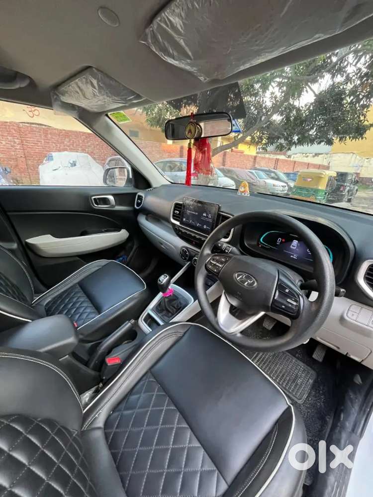 Hyundai Venue N Line 2022 Diesel 42000 Km Driven
