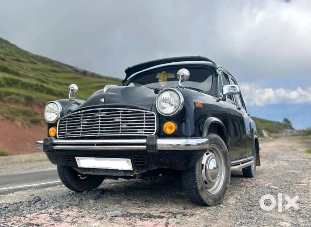 Black Ambassador Classic 1800 Model 2011