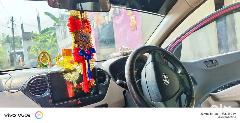 Hyundai Grand I10 2015 Diesel 80000 Km Driven