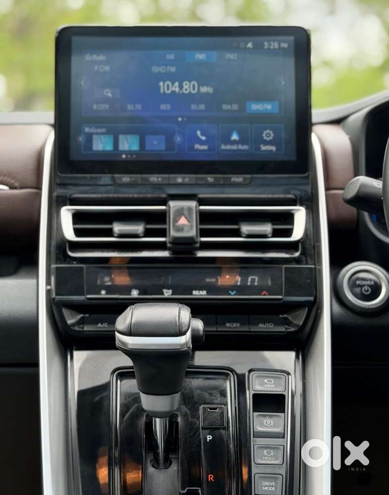 Toyota Innova Hycross 2.0 Vx (o) Hybrid 7 Str, 2025, Petrol