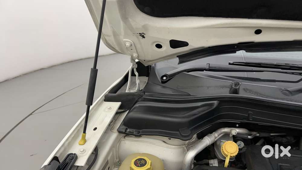 Mahindra Xuv300 W8 Diesel, 2022, Diesel