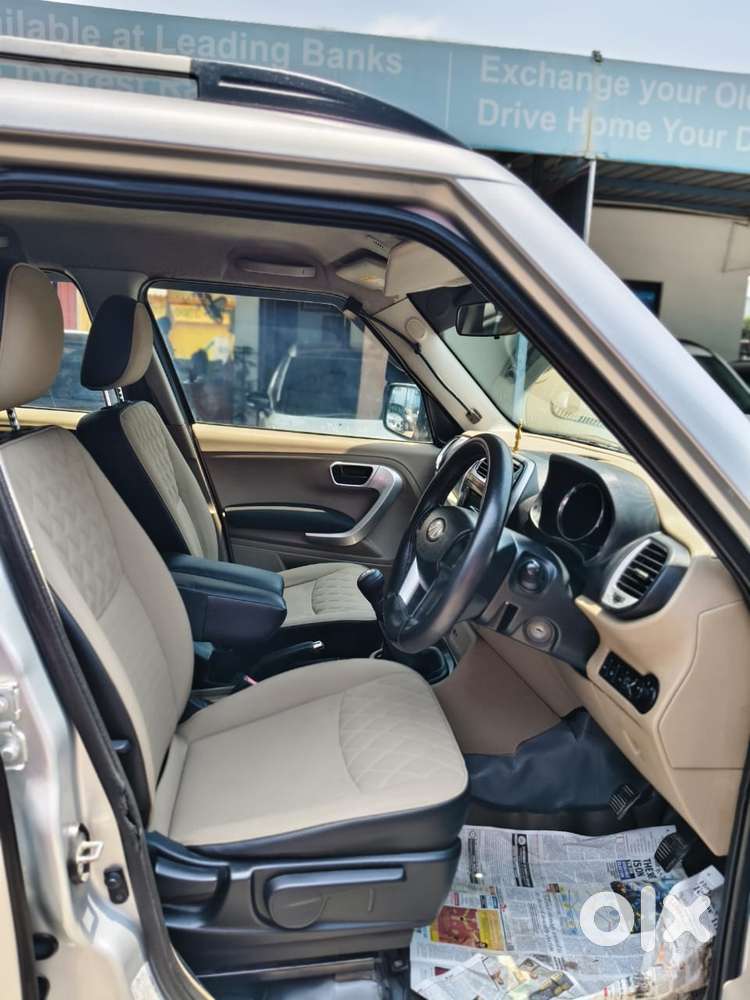 Mahindra Tuv 300 T10, 2018, Diesel