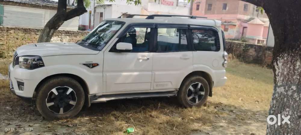Mahindra Scorpio 2018 Diesel 120000 Km Driven