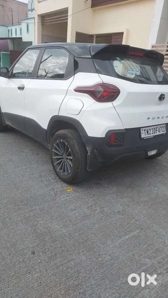 Tata Punch Petrol (may)2024