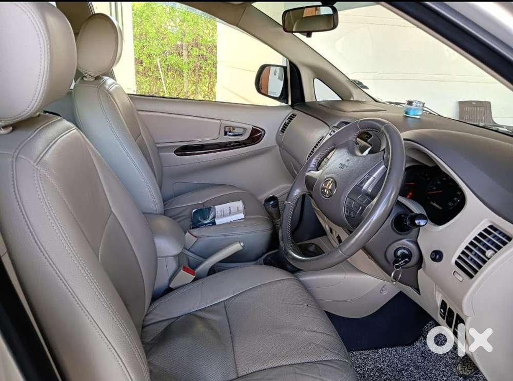 Toyota Innova 2004-2011 2.5 Vx (diesel) 8 Seater Bs Iv, 2013, Diesel