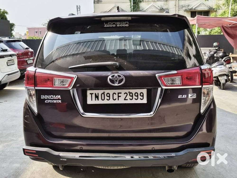 Toyota Innova Crysta 2.8z Automatic, 2016, Petrol