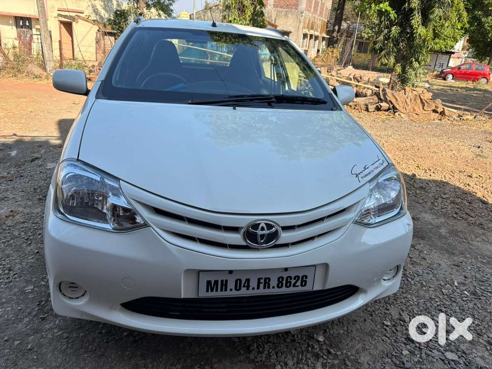 Toyota Etios Liva 2012 Petrol Well Maintained