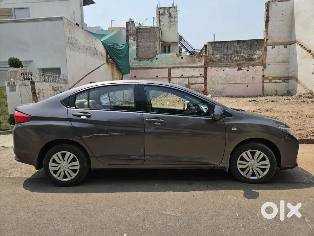 Honda City 2015 Petrol Well Maintained