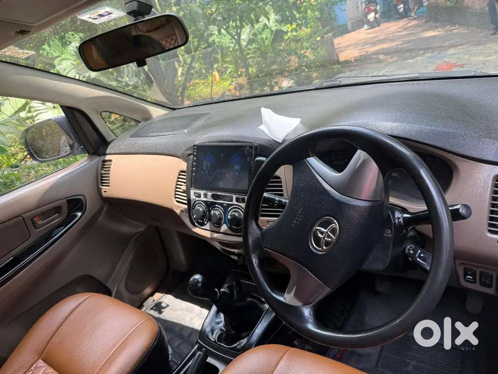 Toyota Innova 2.5 2015 Km Driven