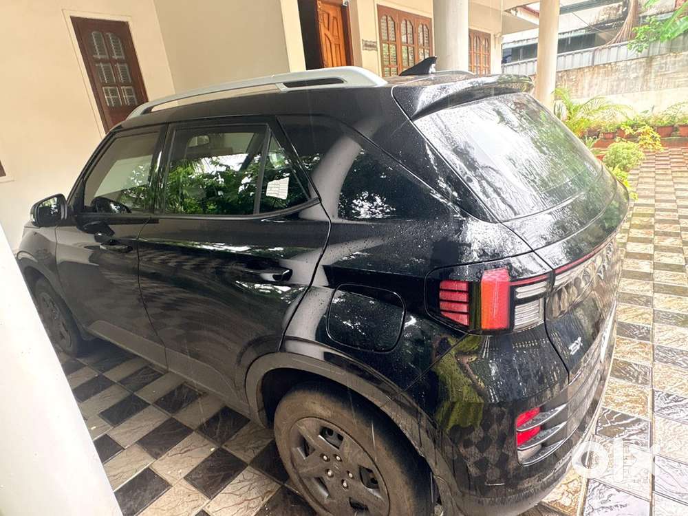 Hyundai Venue Petrol 2023