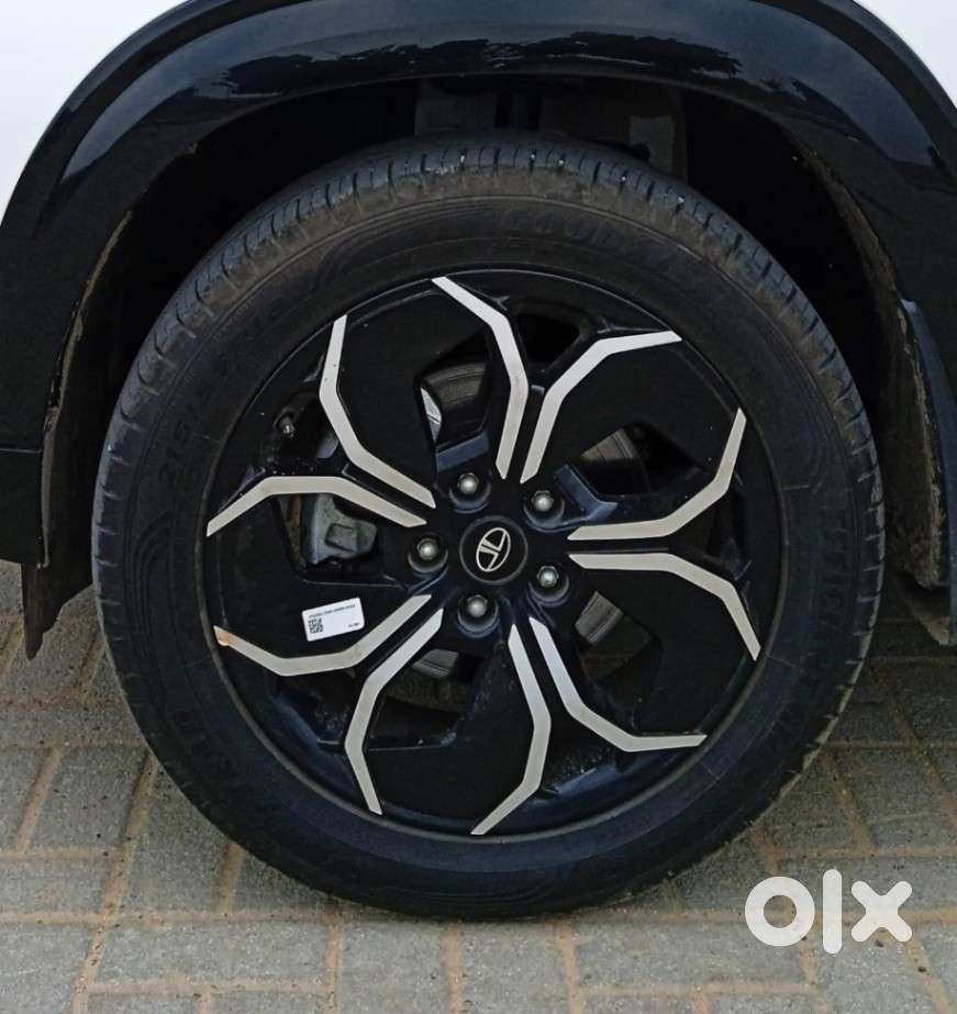 Tata Curvv Accomplished S 1.2 Revotron Petrol 7dca, 2025, Petrol