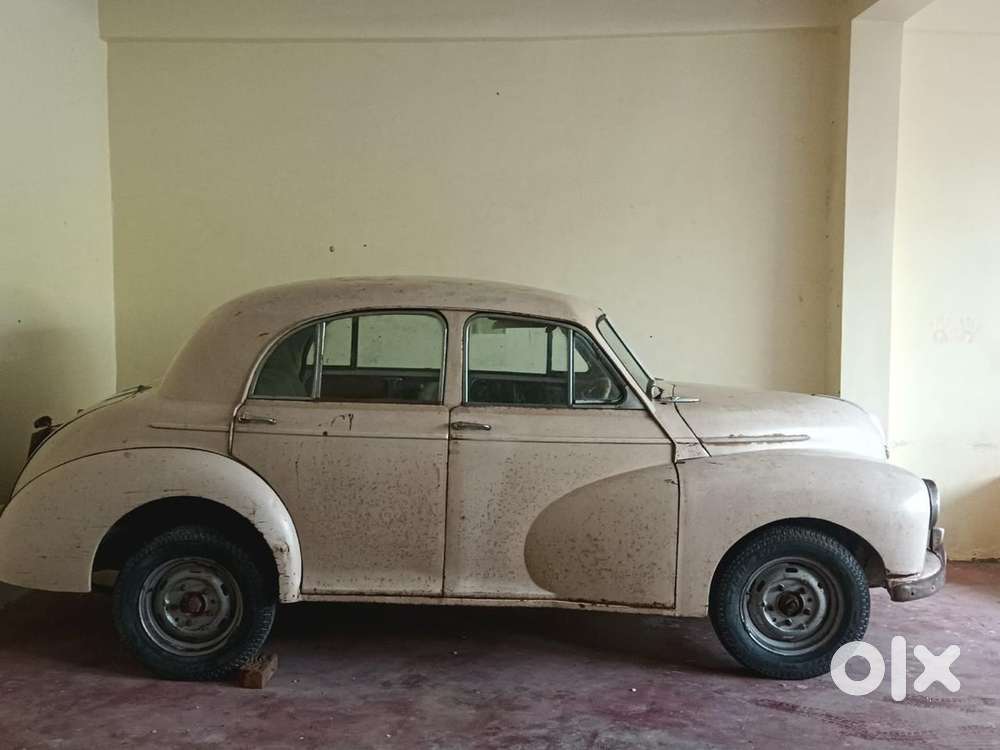 Vintage Ambassador 14 Classic