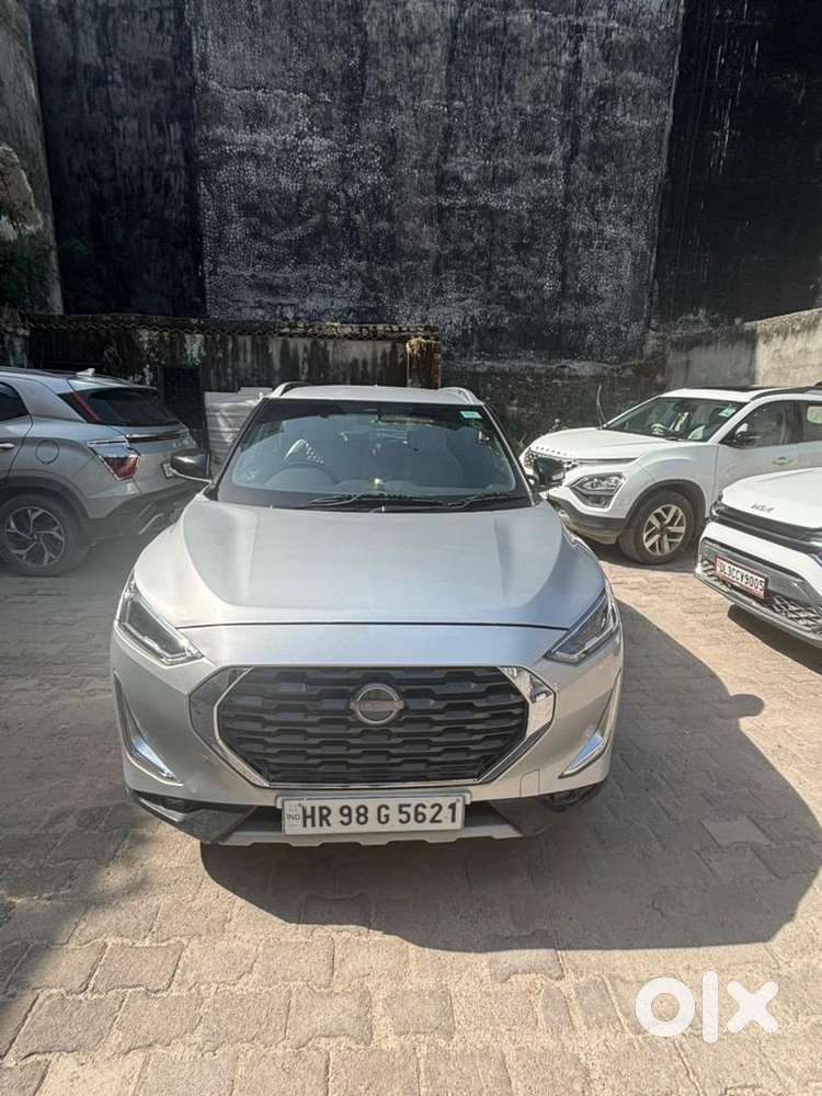 Nissan Car Petrol 2022 Model