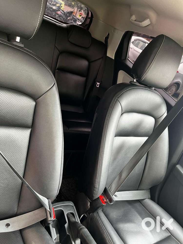 Tata Altroz Petrol 2024