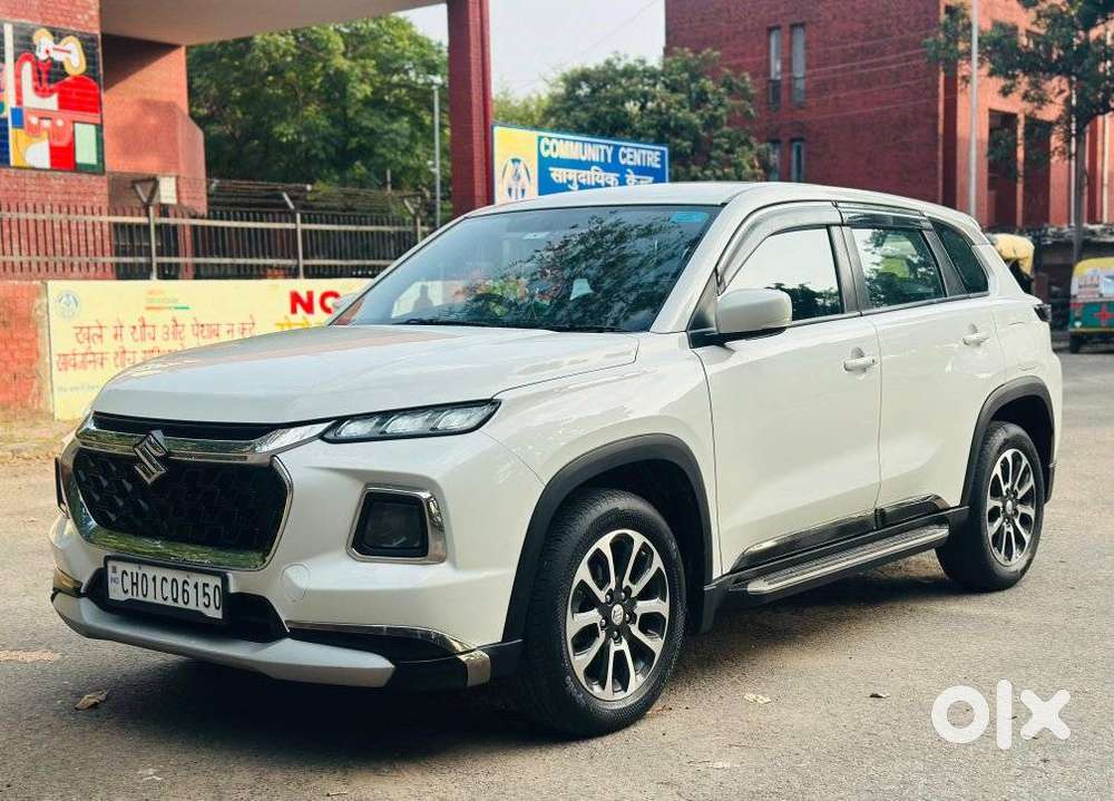 Maruti Suzuki Grand Vitara 1.5 Delta Smart Hybrid At, 2023, Petrol