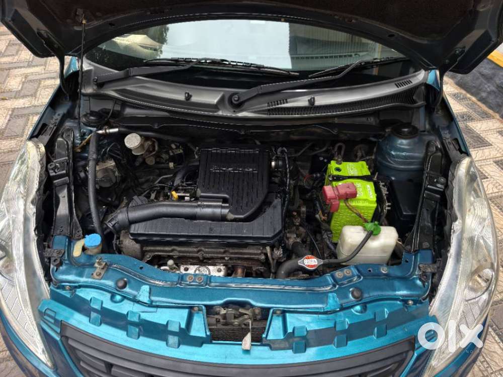 Maruti Suzuki Swift Dzire 1.2 Vxi Bsiv, 2013, Petrol