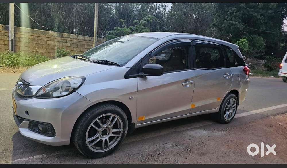 Honda Mobilio 2015 Diesel Well Maintained