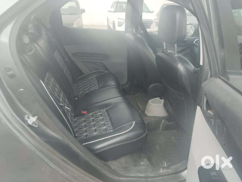 Tata Tiago 1.2 Revotron Xt Rhythm, 2024, Petrol