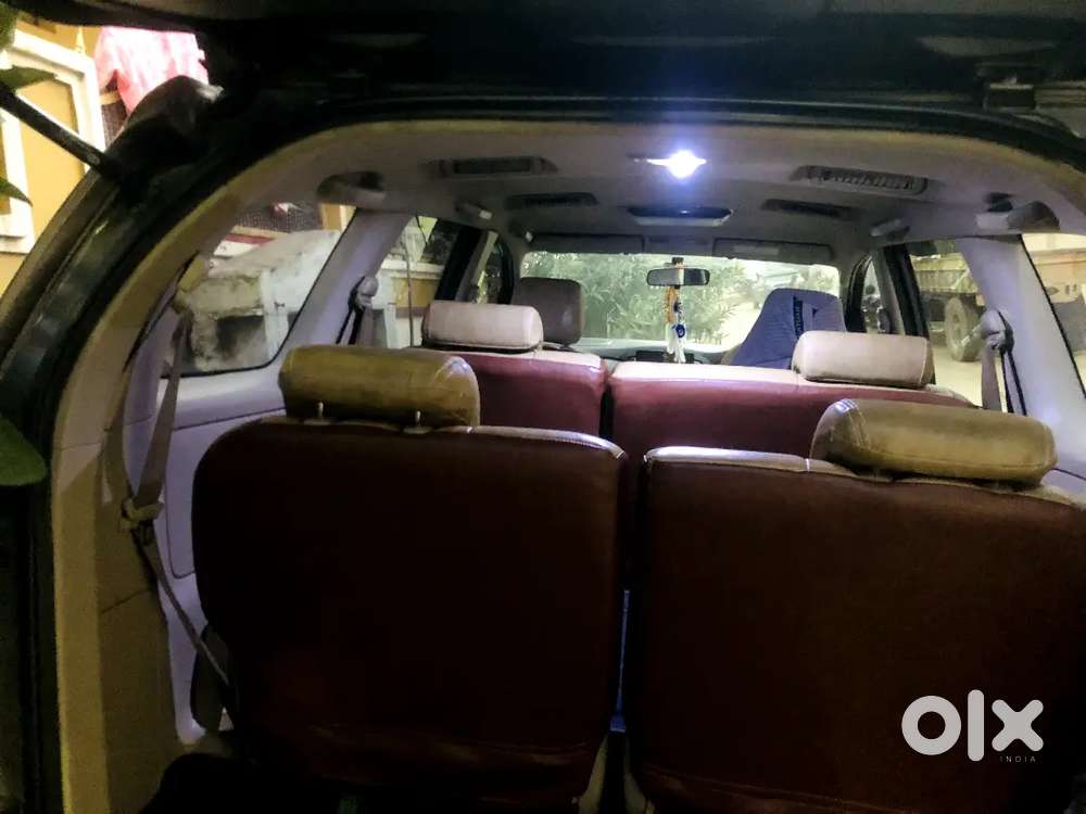 Toyota Innova 2014 Diesel 302000 Km Driven