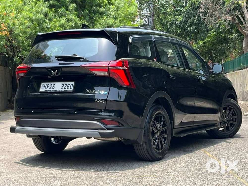 Mahindra Xuv700 2.0 Ax 7 Petrol At Luxury Pack Str, 2025, Petrol