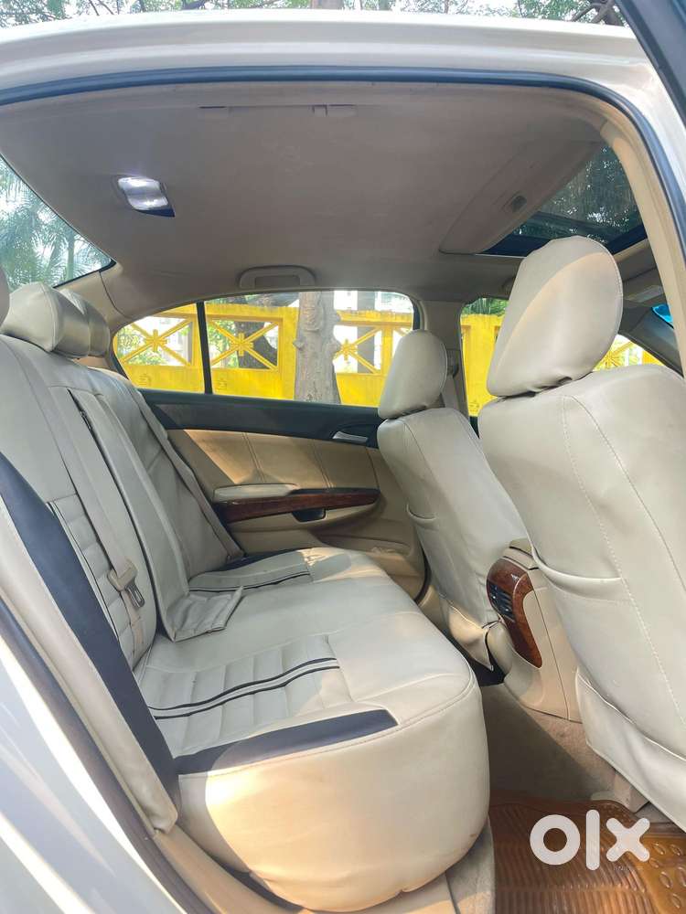 Honda Accord 2.4 Elegance Manual, 2013, Cng & Hybrids