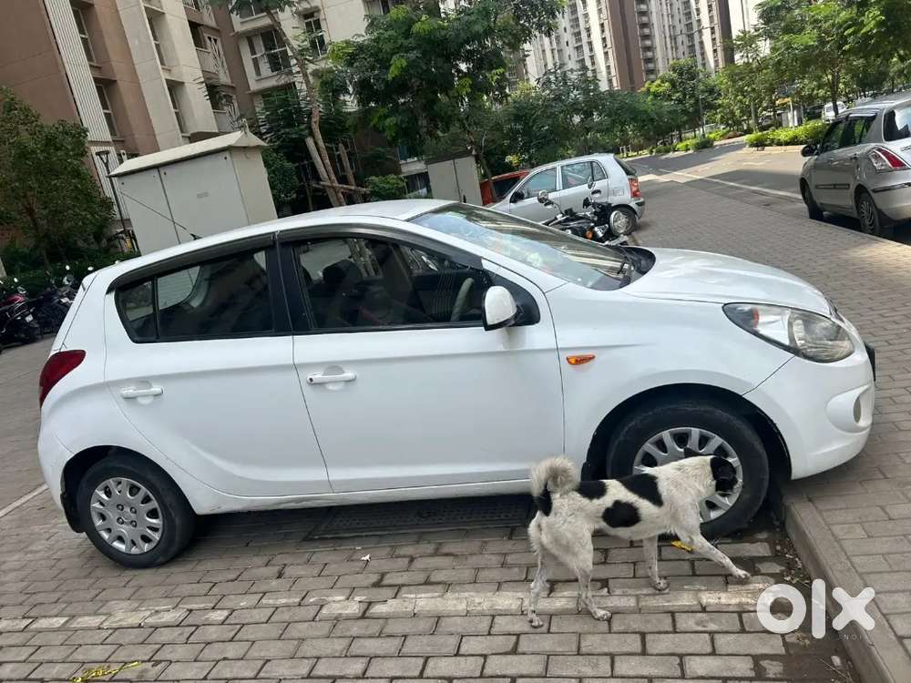 Hyundai I20 2011 Petrol 75000 Km Driven