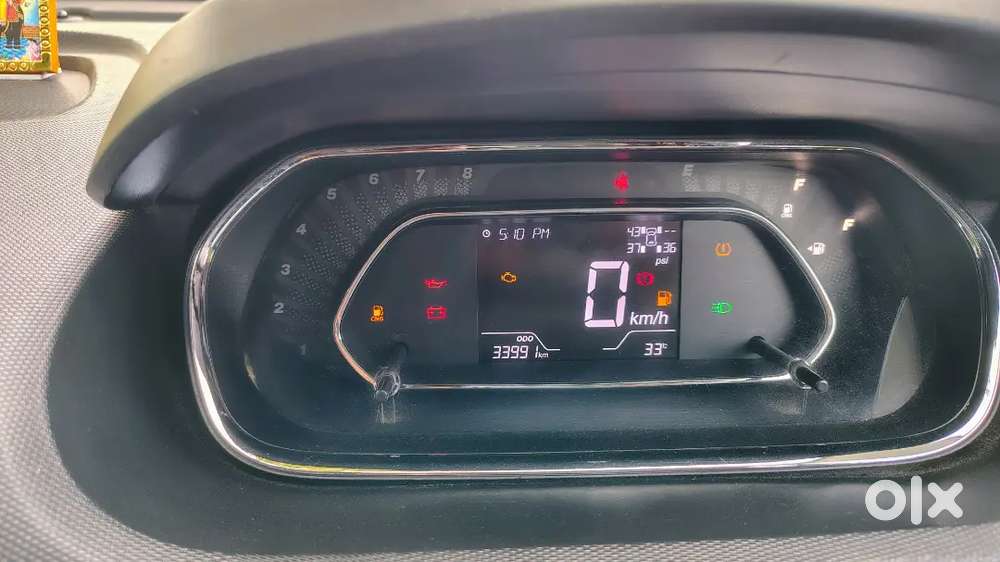 Tata Tiago Xz +  Icng. 2023 Hybrid Manual First Owner
